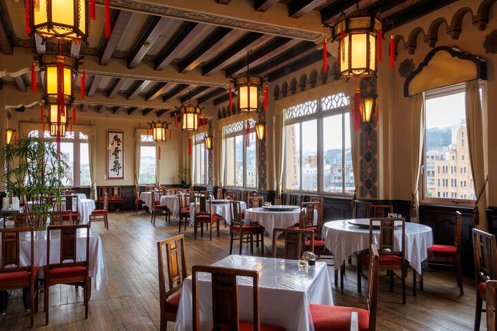 京都・鴨川ほとりのヴォーリズ建築「東華菜館」で、本格中華と空間美を満喫♪