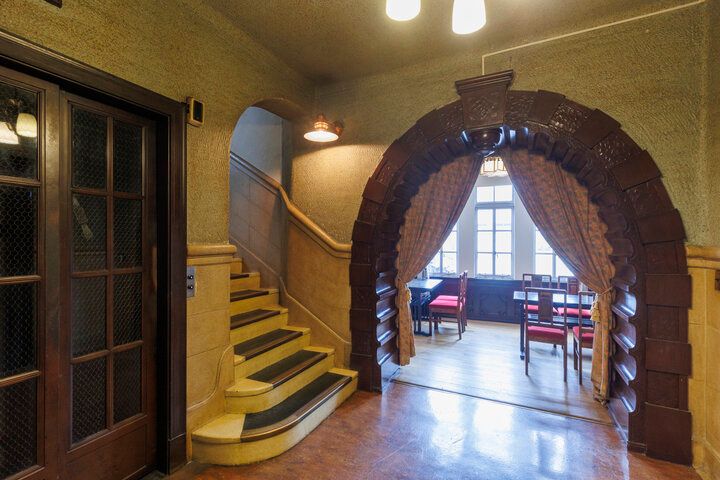 京都・鴨川ほとりのヴォーリズ建築「東華菜館」で、本格中華と空間美を満喫♪