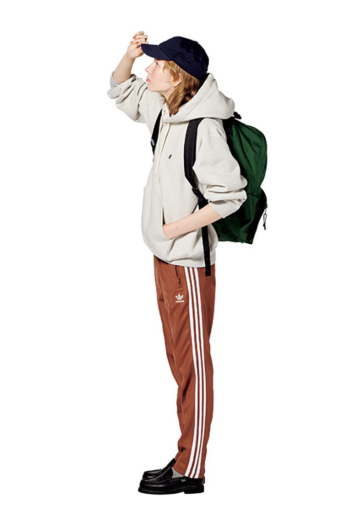 どっちが好き？トラックパンツ×アイビースタイル or ガーリースタイル