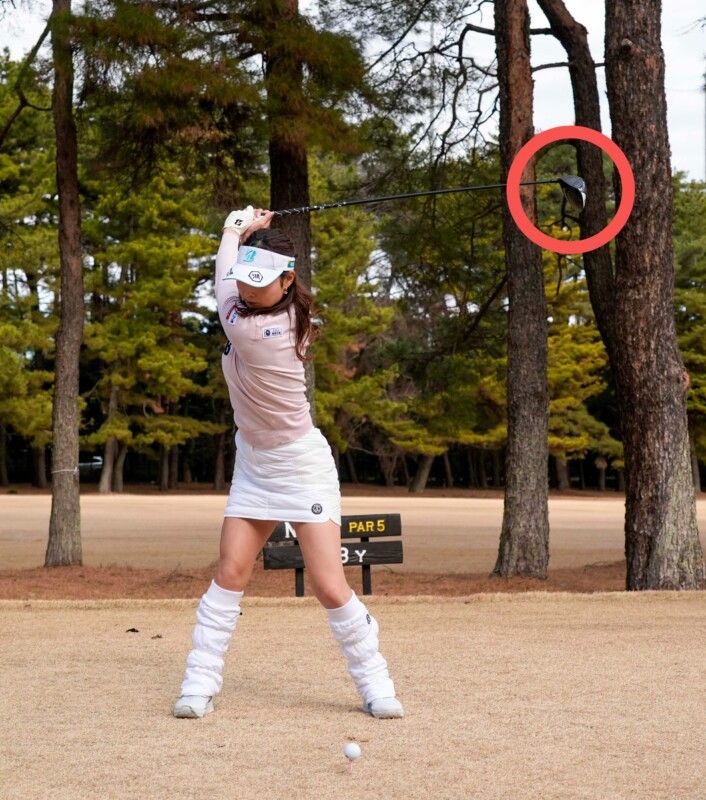 鶴岡果恋のスイングをチェック！見るべきポイントは「フェース向き」