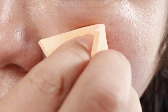 セリア 薄くて指感覚コンパクトパフ20枚入リキッド用 使用例