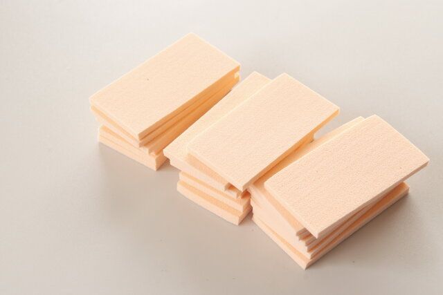 セリア 薄くて指感覚コンパクトパフ20枚入リキッド用