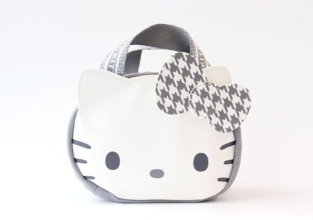 宝島社のBRILMYとハローキティコラボのコスメポーチ付録2