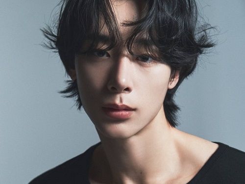 日韓で期待のBLドラマ主演のイケメン俳優、大手エンタメ会社と契約