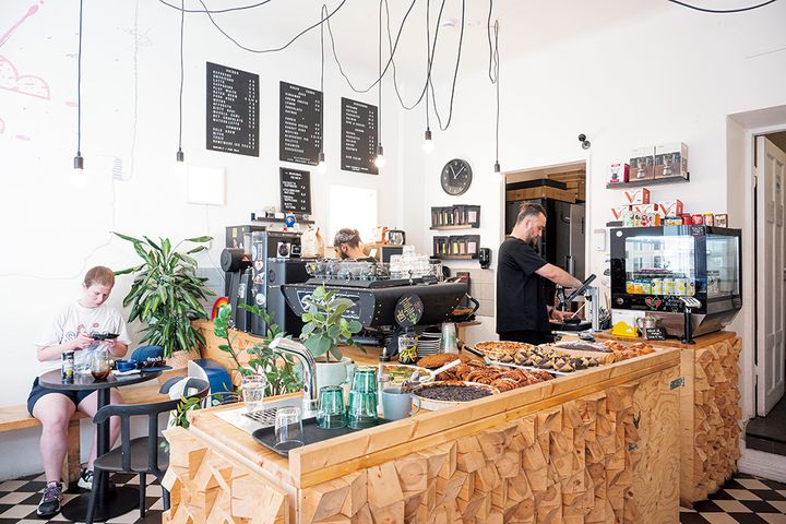 サウナだけじゃない！コーヒー消費量世界一のフィンランドで巡りたいカフェ5選