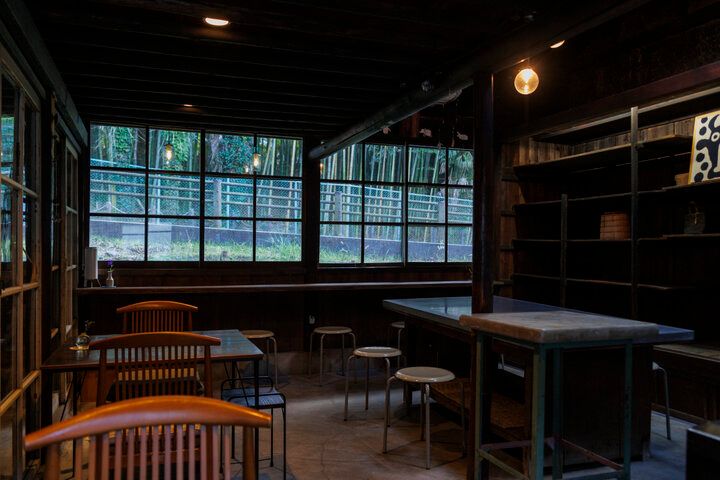 奈良・東大寺の北、築100年のノスタルジックなカフェ「工場跡事務室」で、心ほどける朝食や大和茶を