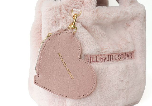 宝島社sweet12月号付録のジルスチュアートハート形ポーチチャーム1