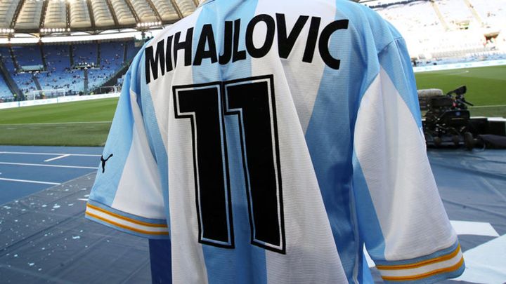 11月11日！センターバックなのに背番号「11番」を着用した世界レベルの6名