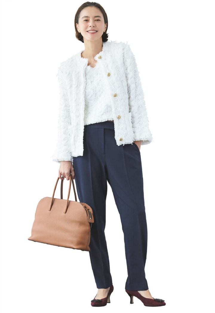 プラステの紺パンツを着まわし