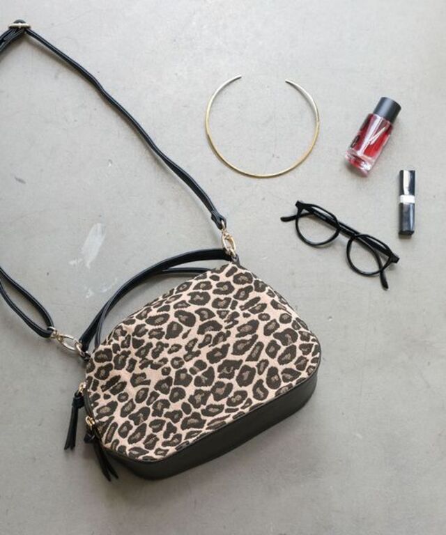 画像1: 出典：.st