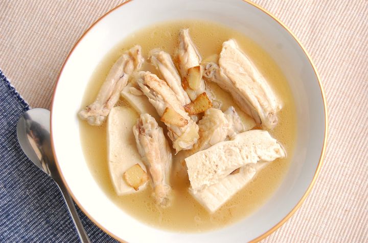 手羽先と豆腐の煮込み
