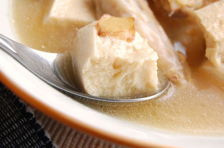 手羽先と豆腐の煮込み