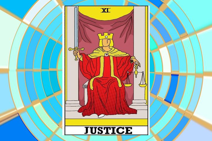 《今週のカード》はNo.11「正義」※カードは筆者作成