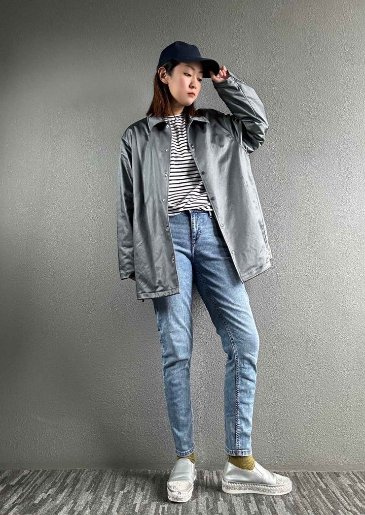 画像: コーチジャケットとデニムでかっこよく！