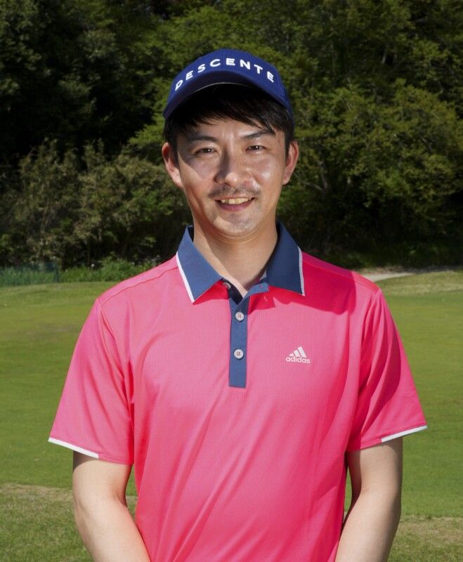 スコア90切りには絶対必要！ダフらずアプローチするコツをわかりやすく解説