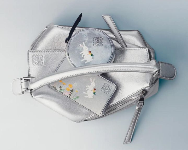 画像: うさぎ クッキー コインケース (W8.5×H8.5×D3.5cm) \92,400 うさぎ コインカードホルダー (W13×H7.5×D1cm) \69,300