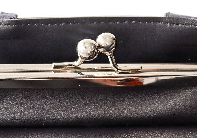 宝島社スケープ オブ グリーン黒バッグ付録レビューがま口