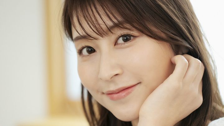 不本意な退団も…元日本代表の美人妻が感謝「全力を尽くした4年間本当におつかれ様でした」