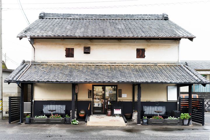 〈パン屋ふじ田〉の外観