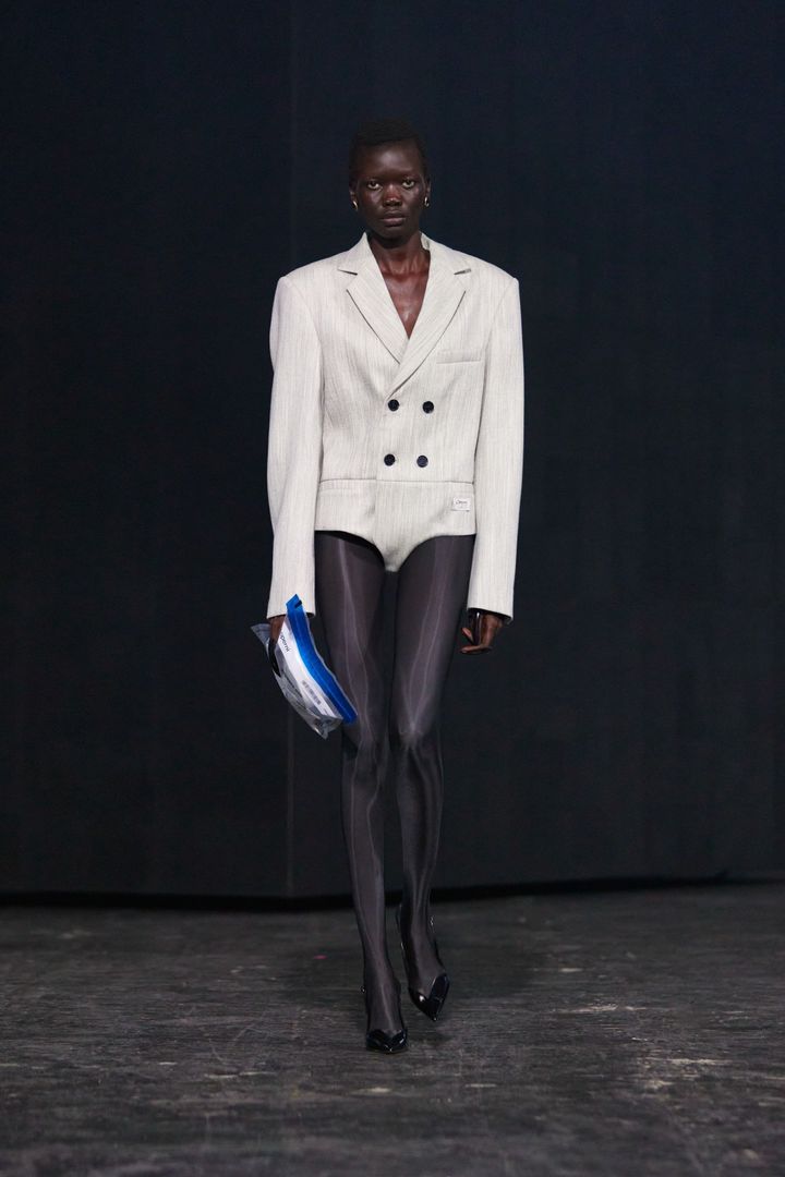 コペルニ 2024-25年秋冬コレクション Photo_ Gorunway.com