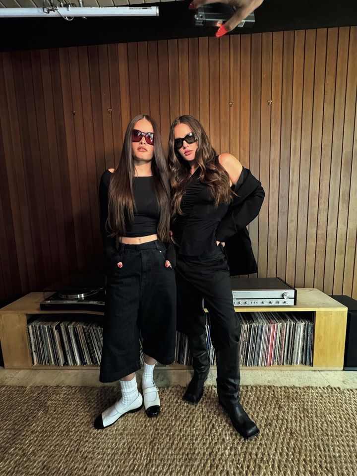 クロエ&シェネル・デルガディーロ（Chloe & Chenelle Delgadillo）／セレブリティスタイリスト