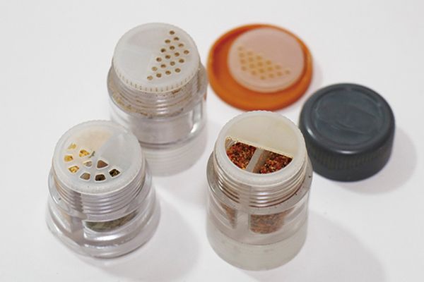 ズボラさん必見！キャンプで楽に使える優秀すぎる調味料入れ3選