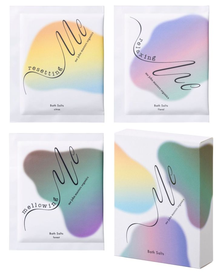 〈上左から〉バスソルト シトラス、フローラル、〈下左〉フォレスト各30g 各￥660 〈下右〉バスソルトセット 30g×3包 ￥1,980（すべて11月14日より一部店舗先行、11月21日より全国発売）