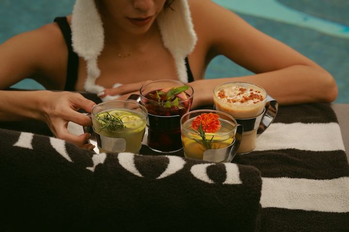 BOTANICAL POOL CLUB ホットカクテル