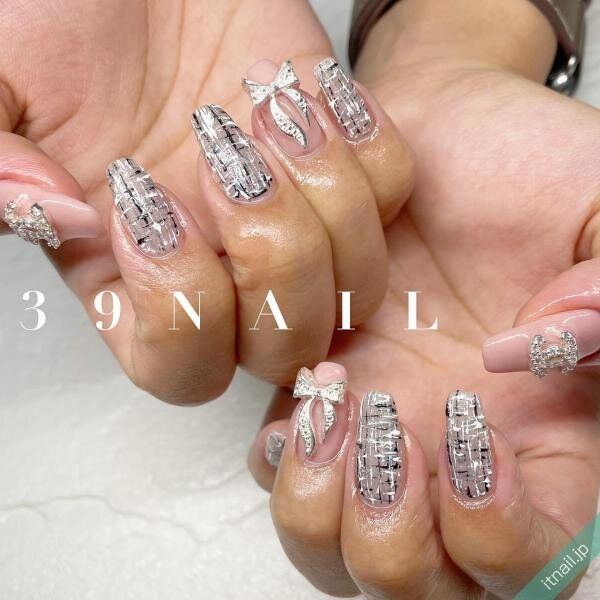 39NAILが投稿したネイルデザイン [photoid:I0107141] via Itnail Design (742630)