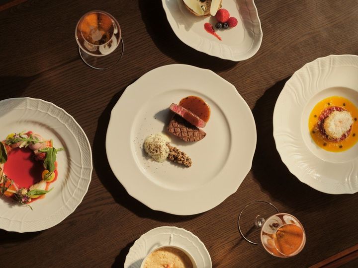 『ジャヌ グリル クリスマスディナーコース』