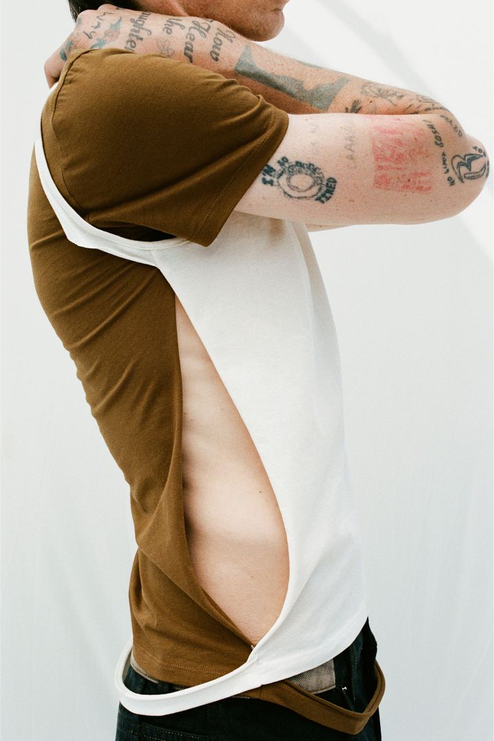 エクハウス ラッタ 2025年春夏コレクションより。