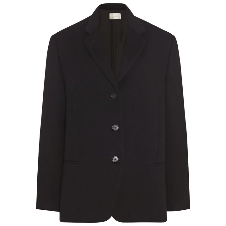 ジャケット ￥1,207,800／THE ROW（ザ・ロウ・ジャパン）