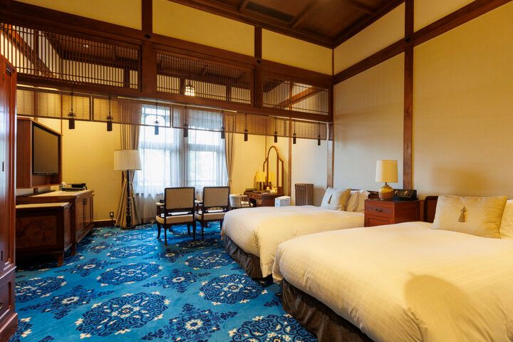 多くの著名人を魅了してきた憧れの「奈良ホテル」で、優雅なティータイムや奈良名物の茶がゆを