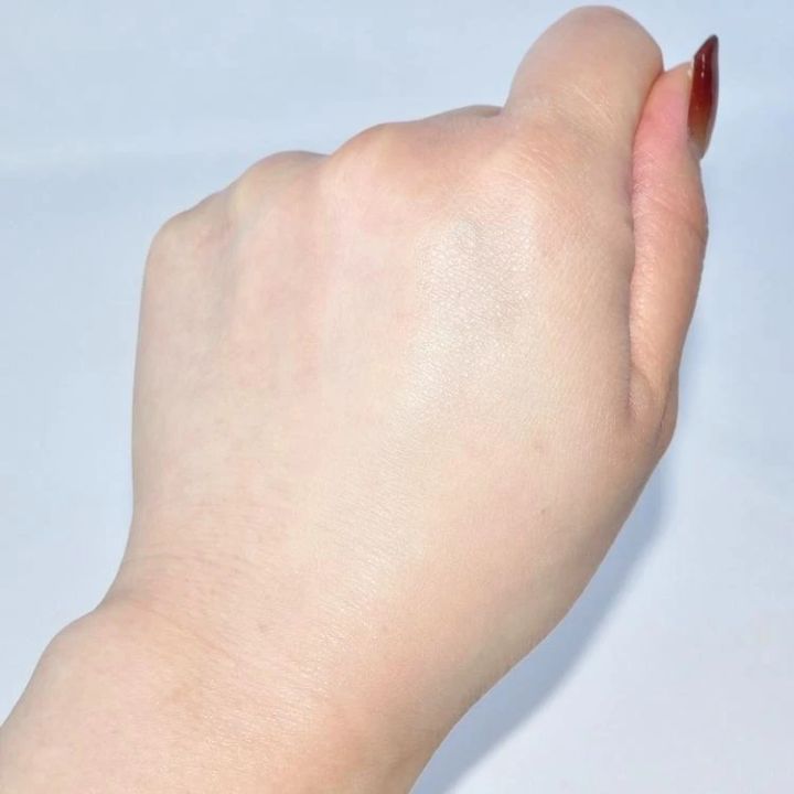 クレ・ド・ポー ボーテ ヴォワールコレクチュールn 化粧下地 テクスチャー2