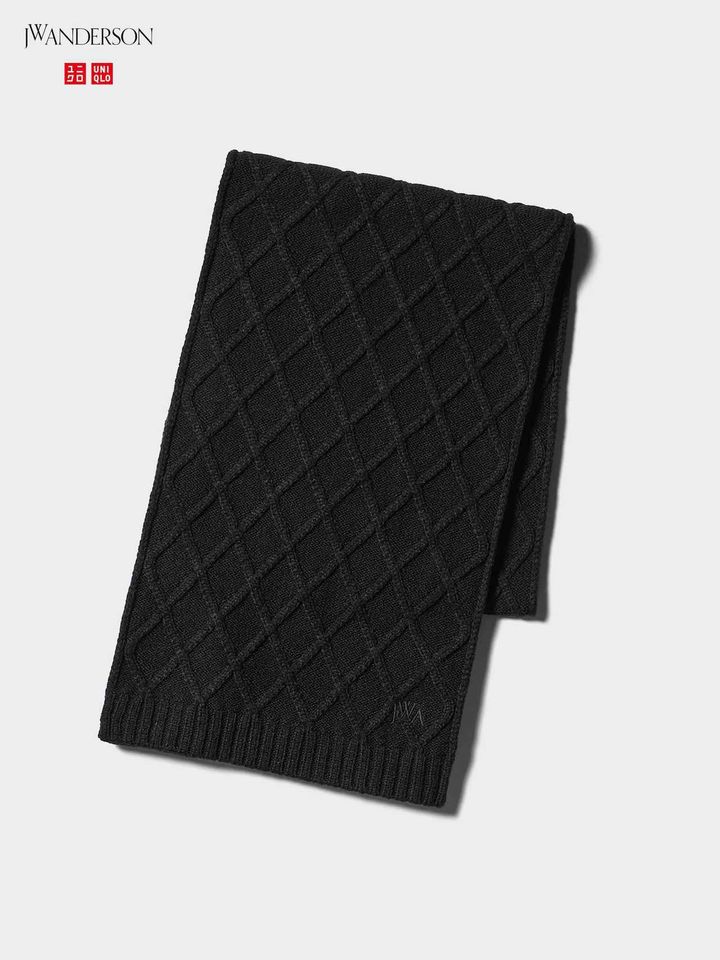 画像2: 出典：ユニクロ