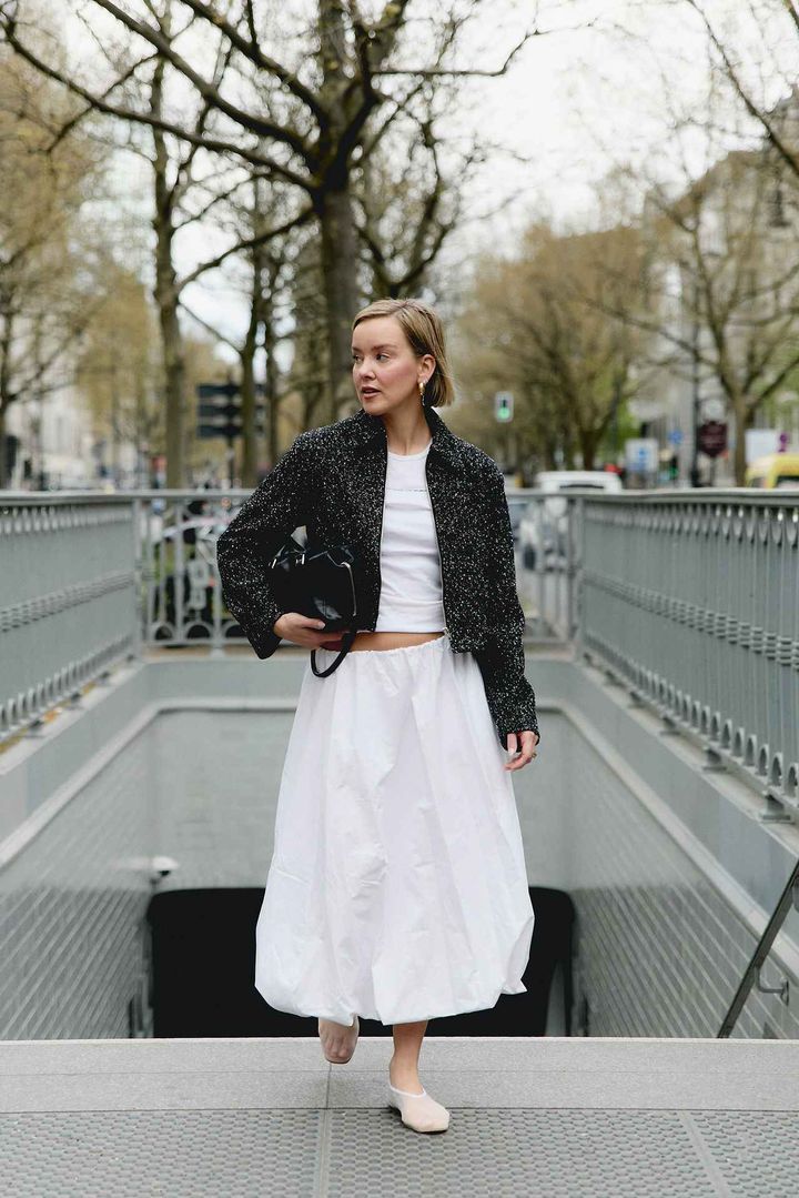 画像1: 抜け感のあるフェミニンスタイル