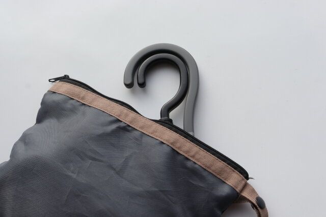 ダイソー たためるフック 持ち運び