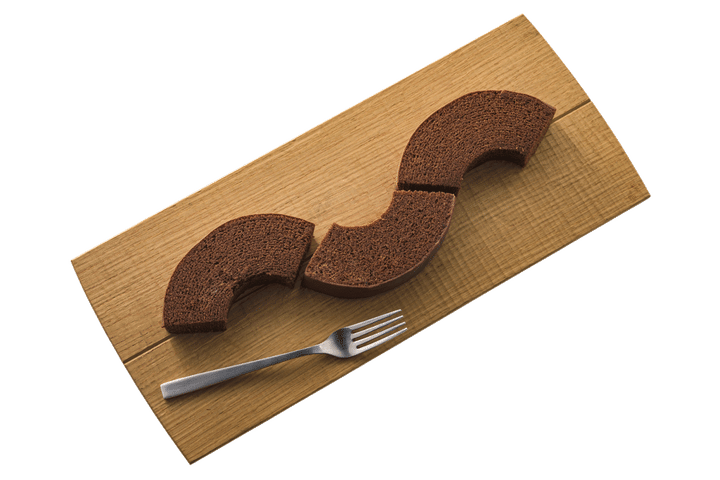 〈カカオ菓子suminoza〉のバウムクーヘンショコラ