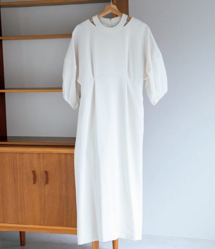 今宿麻美さんの私服 マノフの白ワンピース