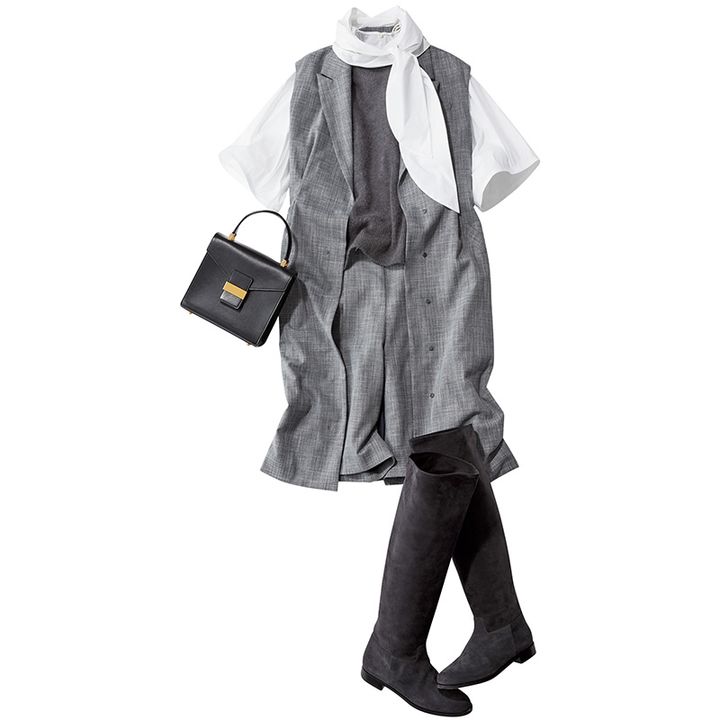 長め丈のツイードジレがハーフパンツを上品に昇華