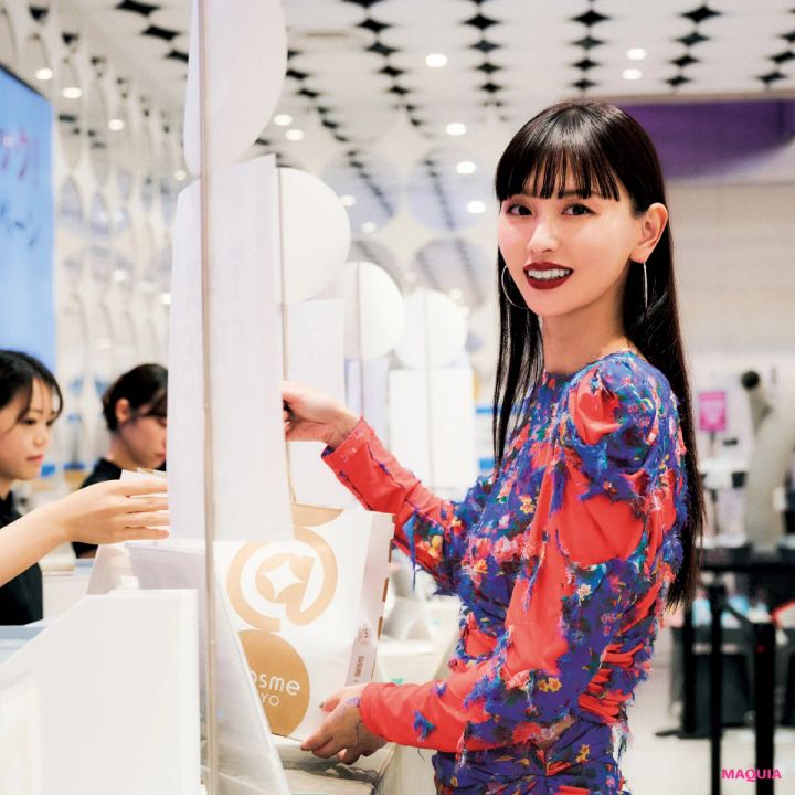 鈴木えみが念願の@cosme TOKYOで爆買い！ 買ったコスメ、すべて見せます_7