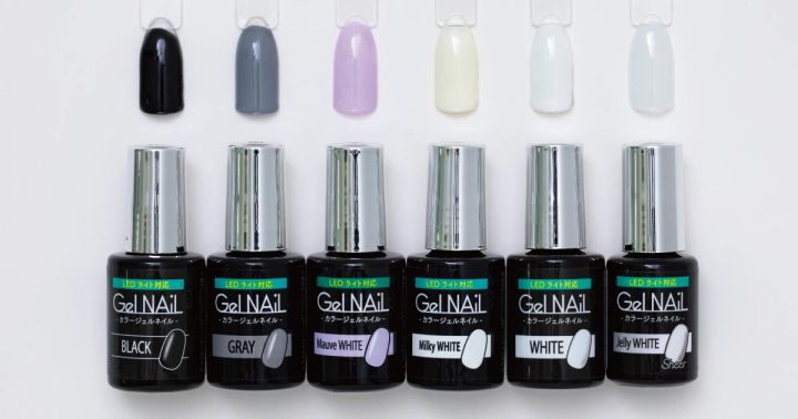 Seria（セリア）のジェルネイルのブラック、ホワイト系カラー