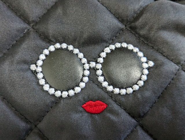 パールサングラスちゃん刺繍