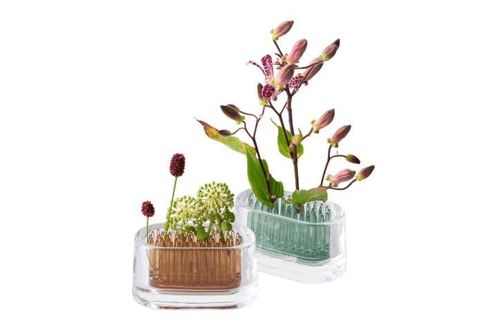 〈＋ｄ〉のフラワーベース