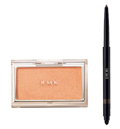 右：ディオールショウ スティロ ウォータープルーフ 781 ￥4,510（パルファン・クリスチャン・ディオール） 左：ピュア コンプレクション ブラッシュ 05 ￥3,630（RMK Division）