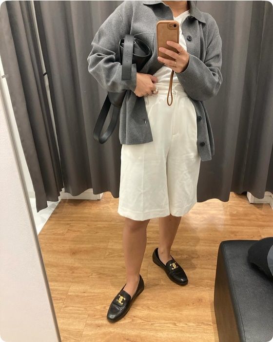 UNIQLOのグレーの「ミラノリブシャツカーディガン」×ハーフパンツ