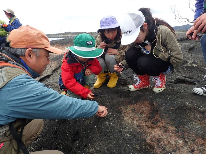 沖ノ島無人島探検 ガイドツアー