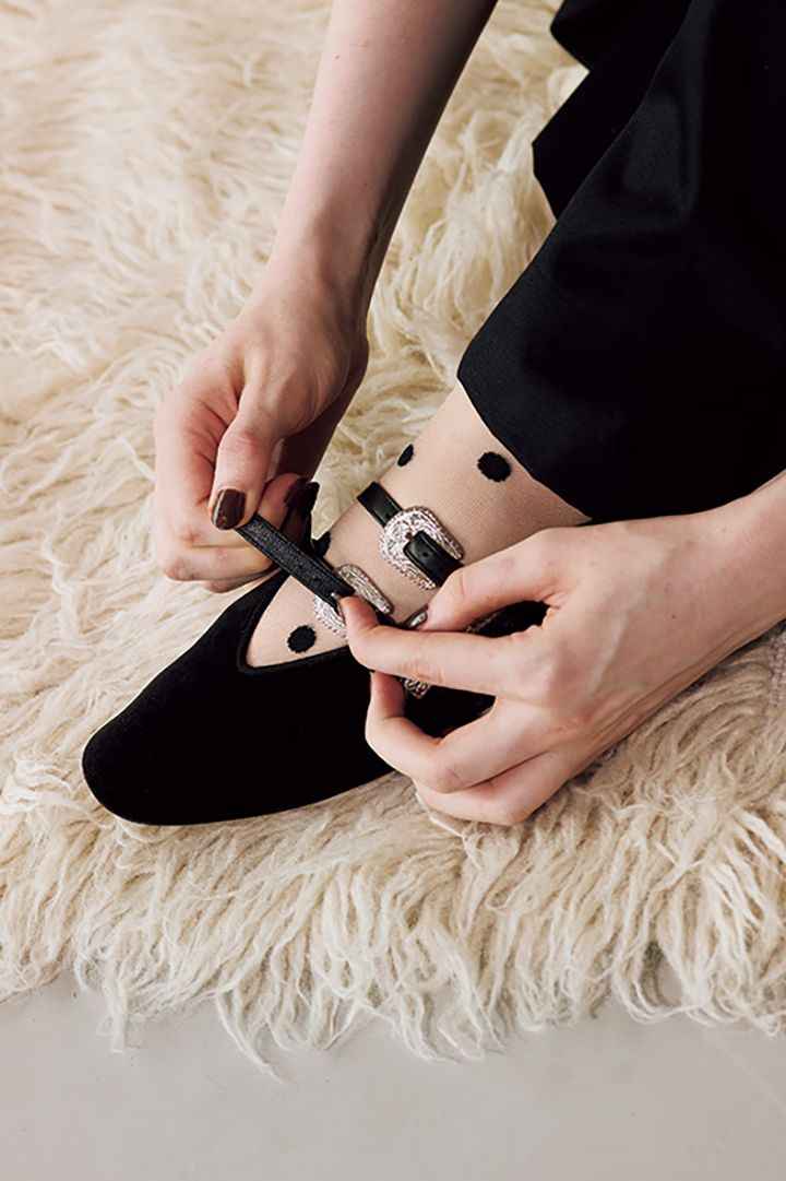 秋のオシャレは足元から。今すぐマネしたい靴×ソックスの組み合わせ12選