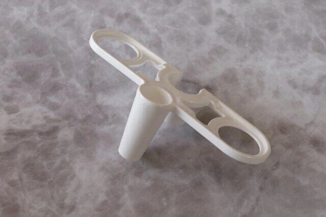 ダイソーのシャワーホルダー ボトルハンガー1