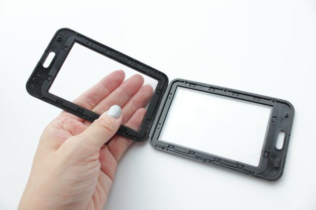 ダイソー カードホルダー（ベーシック） 開く